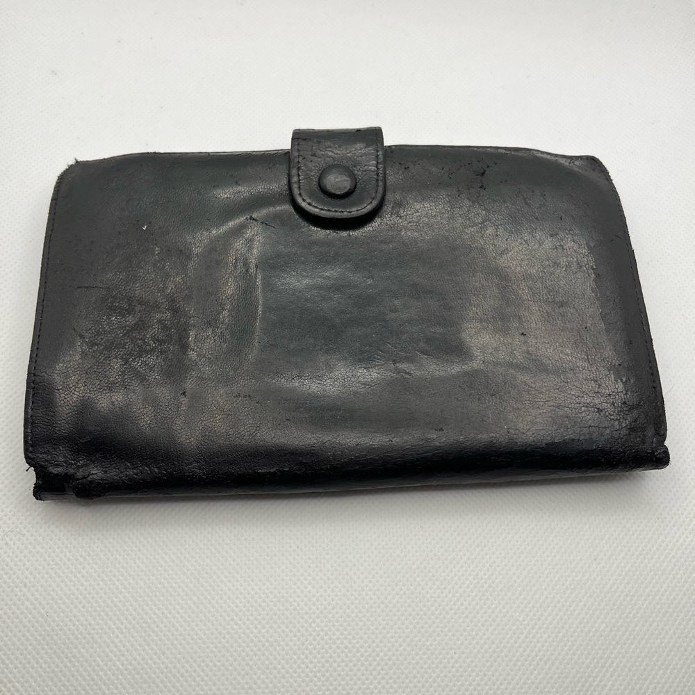 Chanel Wallet - Picture 6 of 11